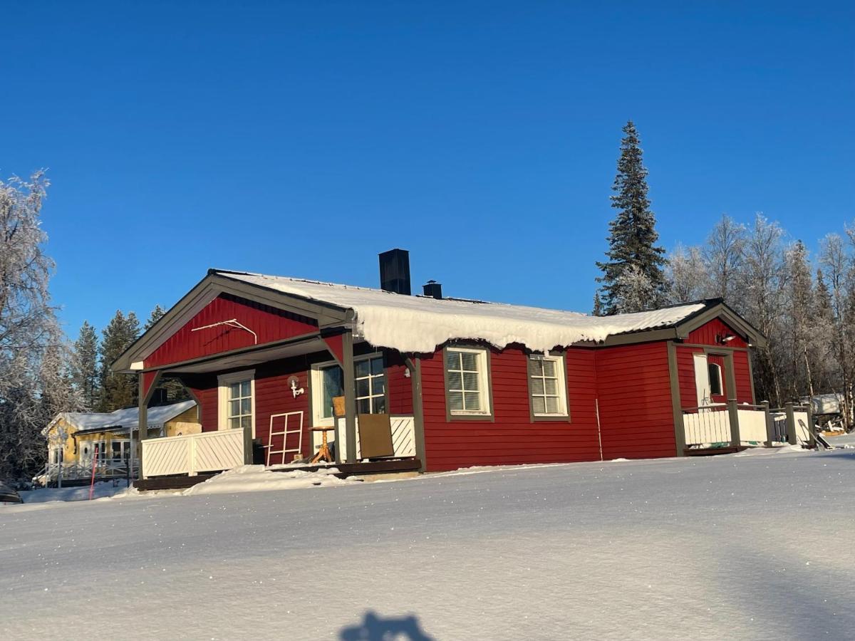Villa Little Adorable Red Kiruna Esterno foto